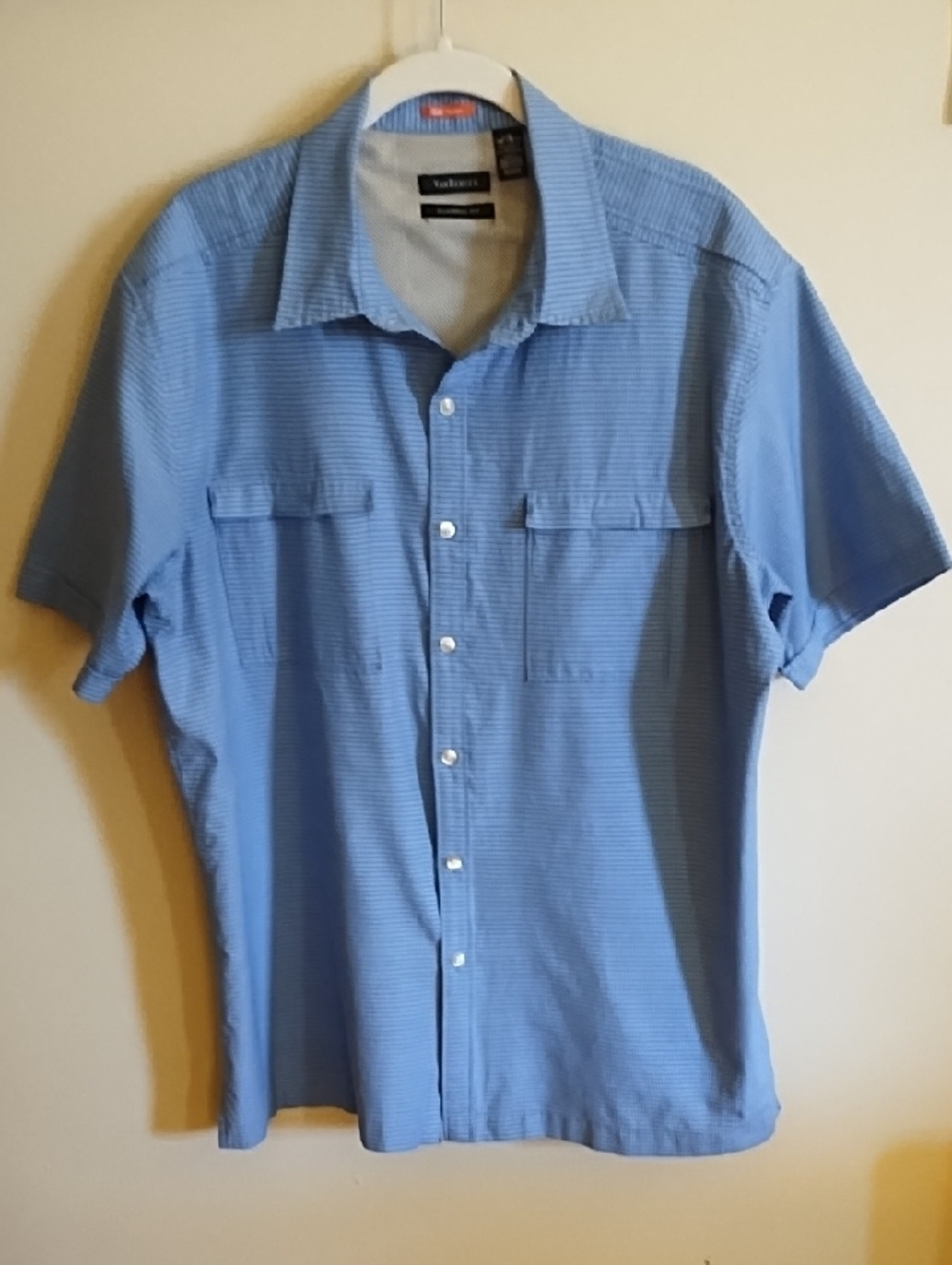 VAN HEUSEN MEN'S CLASSIC FIT, BLUE, BLACK & WHITE CHECK. 100% CO